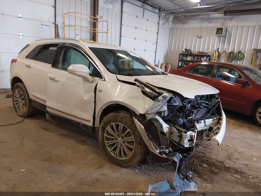 Vin: 1gyknbrs8hz305077, lot: 46664199, cadillac xt5 luxury 2017 img_1