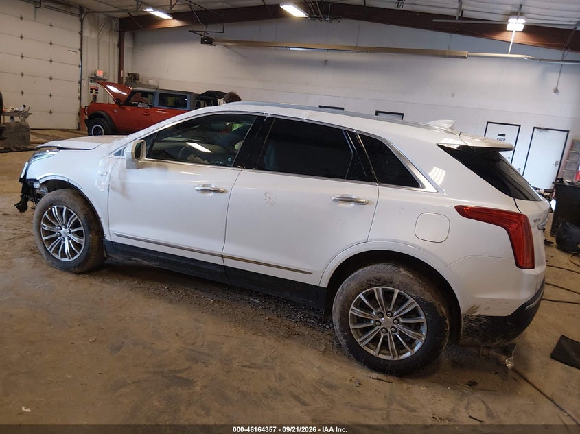 Vin: 1gyknbrs8hz305077, lot: 46664199, cadillac xt5 luxury 20173