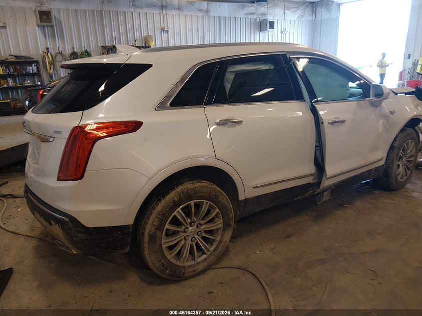 Vin: 1gyknbrs8hz305077, lot: 46664199, cadillac xt5 luxury 20174