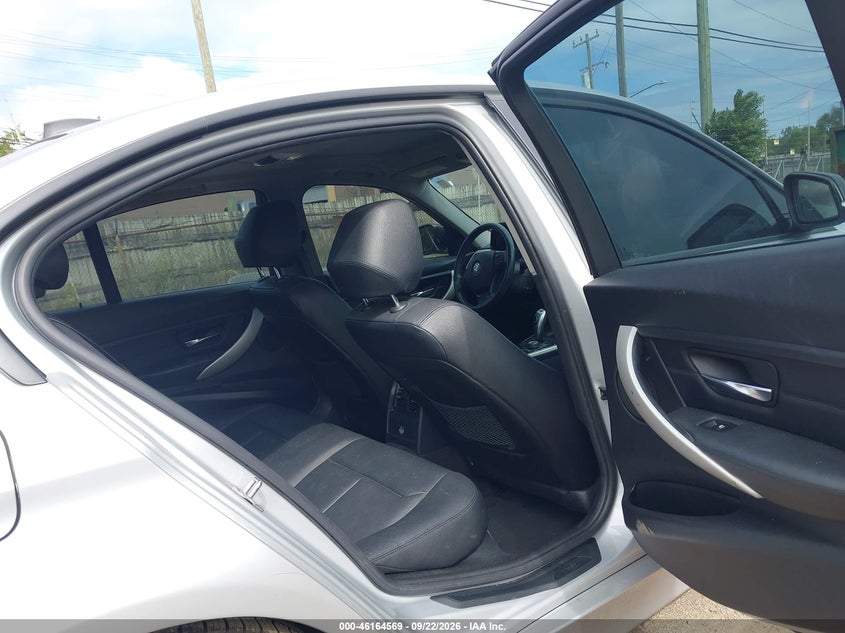 2013 BMW 328I XDRIVE · Фото 8