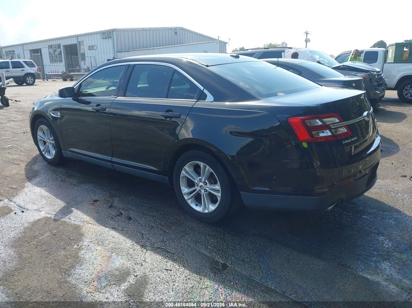 Vin: 1fahp2d85jg126556, lot: 46664436, ford taurus se 20183