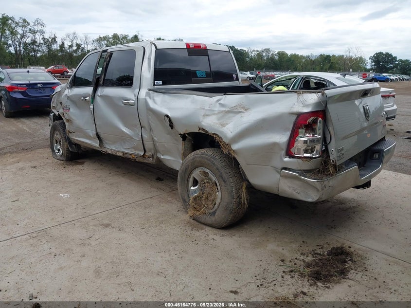 Vin: 3c6ud5dl6cg269120, lot: 46664618, ram 2500 slt 20123