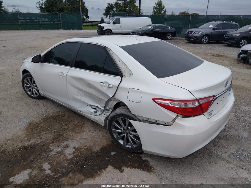 TOYOTA CAMRY - zdjęcie 3