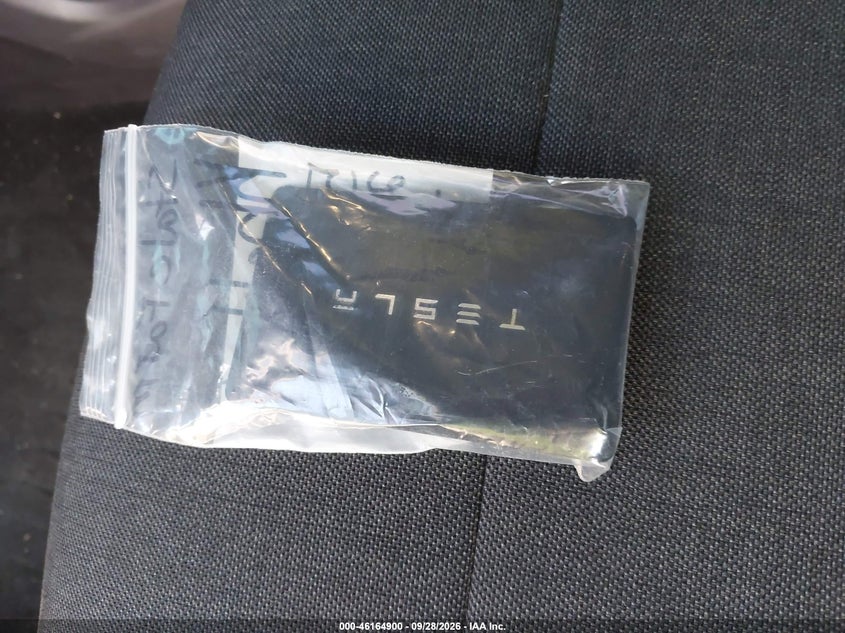 2026 TESLA MODEL Y PREMIUM REAR-WHEEL DRIVE/REAR-WHEEL DRIVE · Фото 11