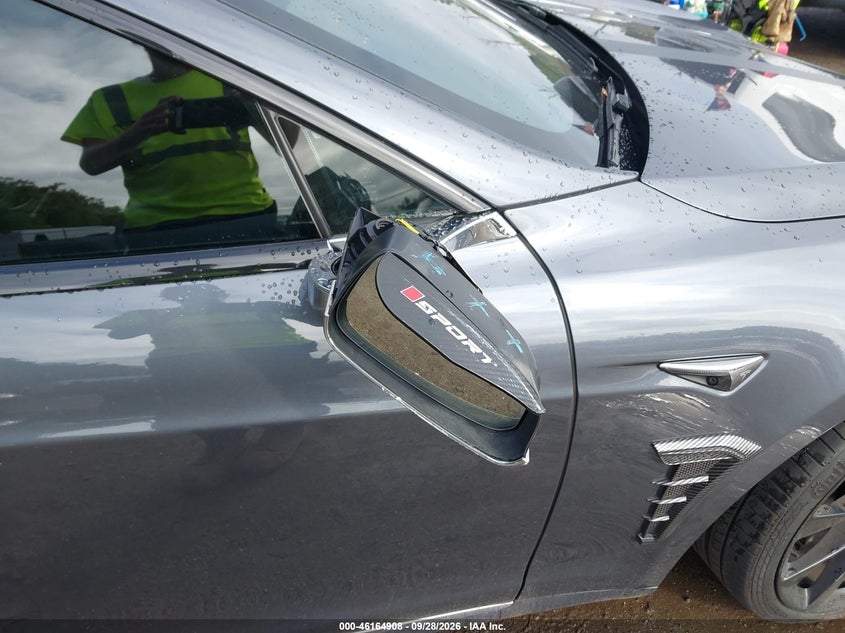 TESLA MODEL S - zdjęcie 19