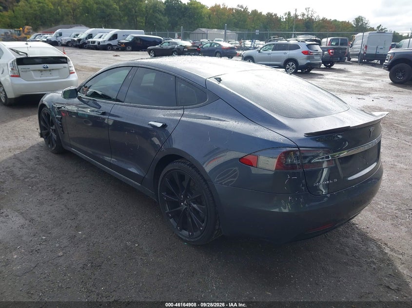 TESLA MODEL S - zdjęcie 3