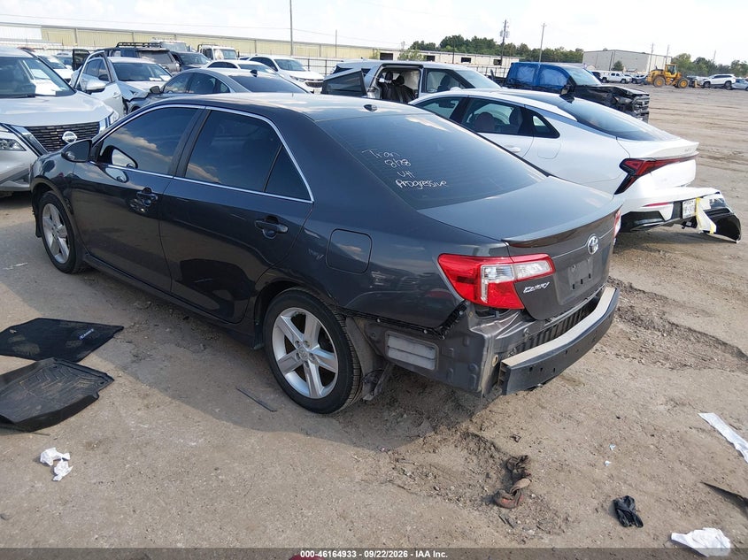 Vin: 4t1bf1fk1cu030073, lot: 46664775, toyota camry se 20123