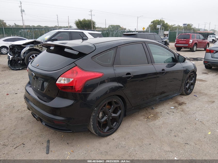 Vin: 1fadp3l95el461067, lot: 46664785, ford focus st 20144