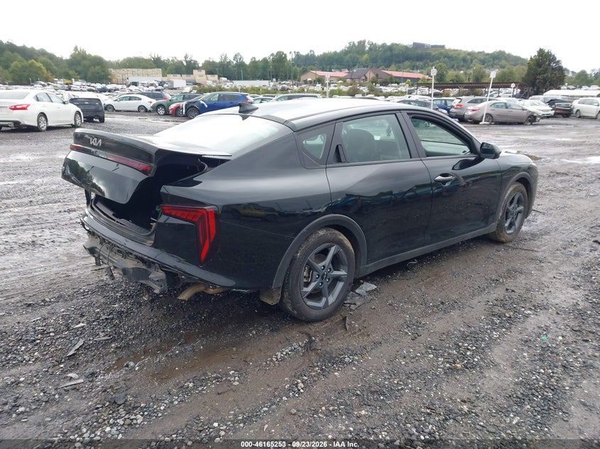 Vin: 3kpft4de6se135380, lot: 46665095, kia k4 lxs 20254
