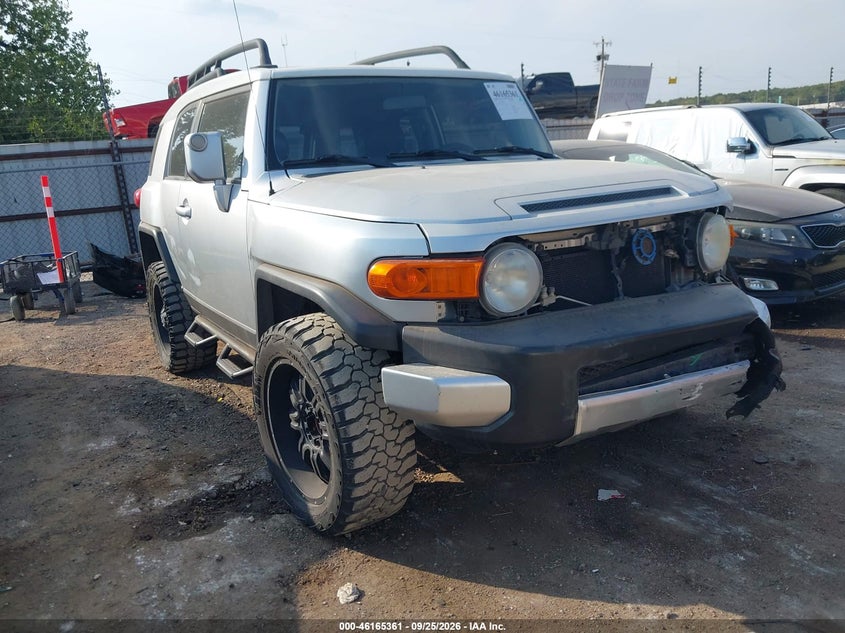 2007 TOYOTA FJ CRUISER