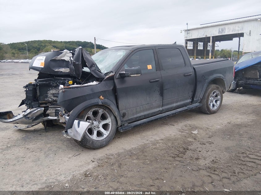 Vin: 1c6rr7nt5fs765492, lot: 46665246, ram 1500 laramie 20152