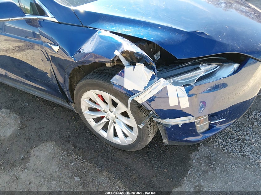 TESLA MODEL X - zdjęcie 6