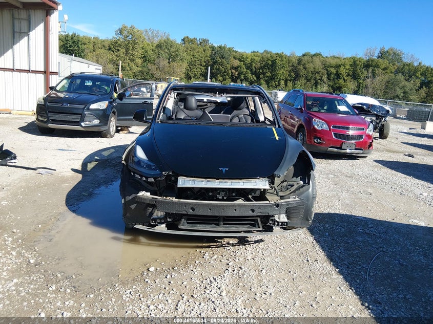 TESLA MODEL Y - zdjęcie 6