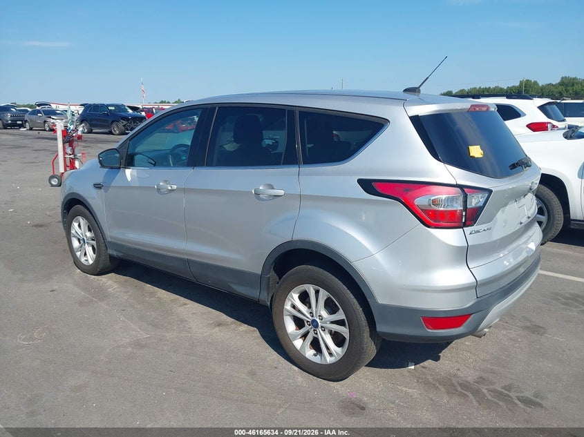Vin: 1fmcu0g93hud67173, lot: 46665476, ford escape se 20173