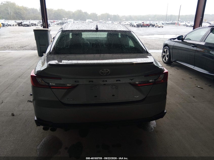 TOYOTA CAMRY - zdjęcie 16