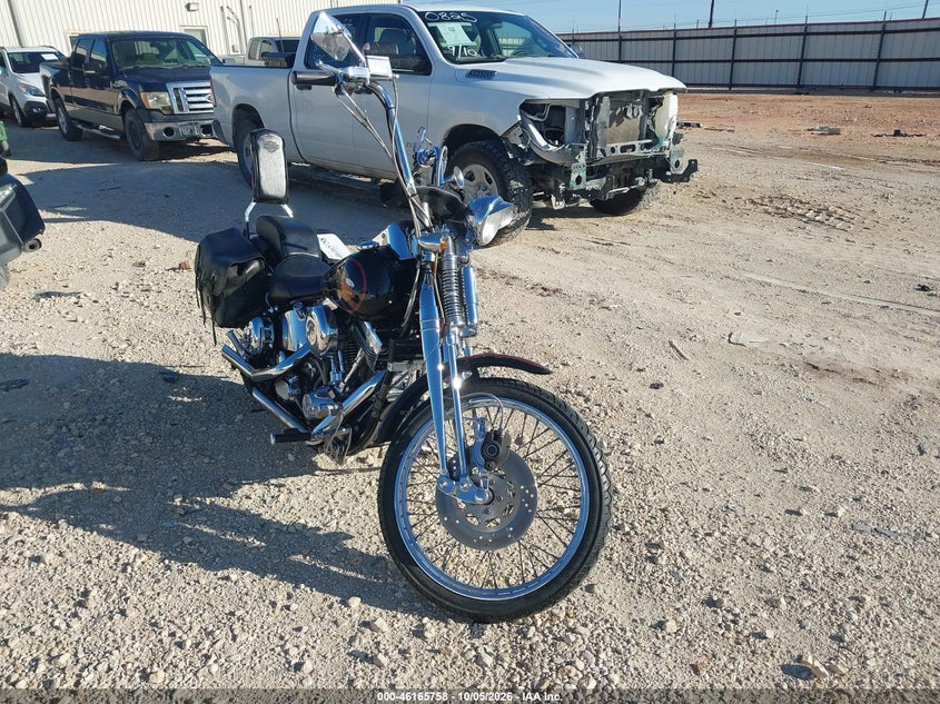 Photo 1 - HARLEY-DAVIDSON FXSTS