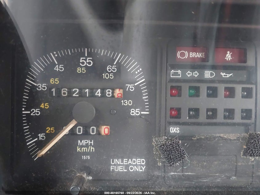 VOLKSWAGON TRUCK 1981 VIN 1V1KBO176BV125902