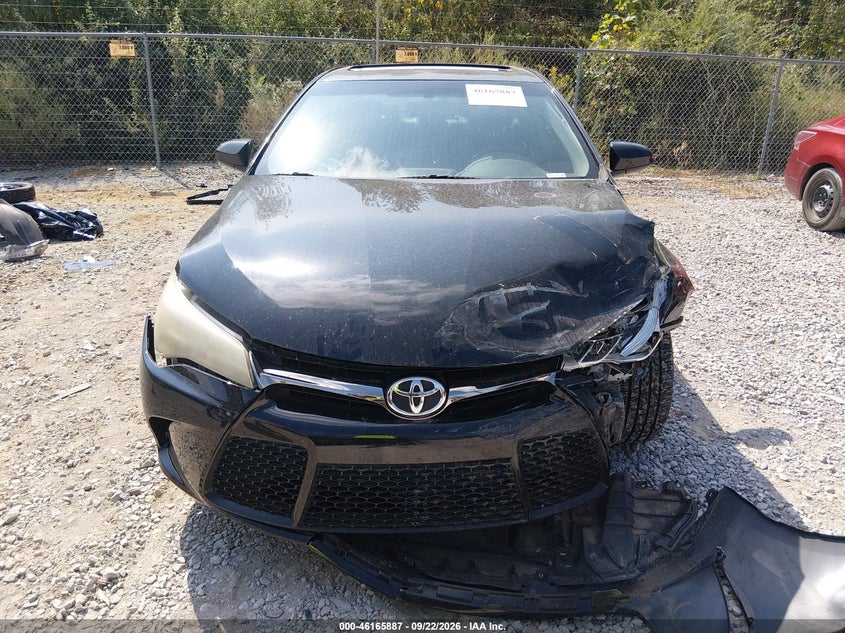 TOYOTA CAMRY - zdjęcie 12
