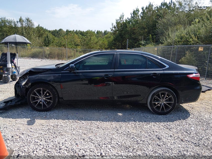 TOYOTA CAMRY - zdjęcie 14