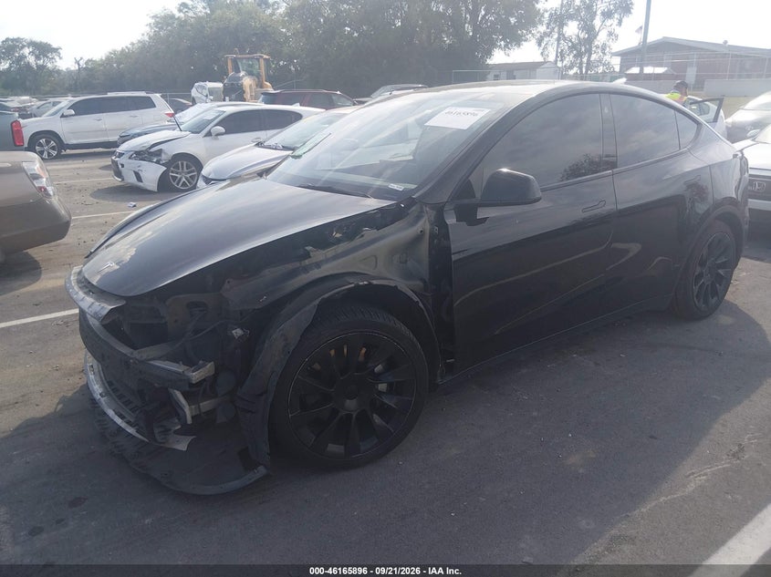Vin: 5yjygaee1mf304101, lot: 46665738, tesla model y long range dual motor all-wheel drive 20212