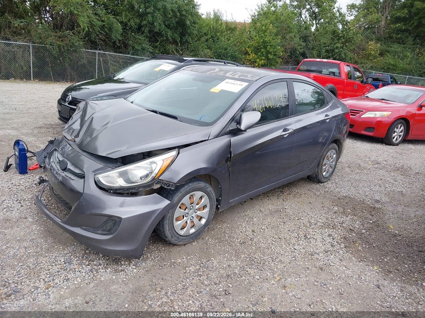 2016 Hyundai Accent, Удар спереду, IAAI, VIN KMHCT4AE5GU043415 — фото 2