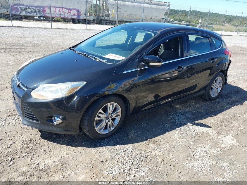 2012 Ford Focus, Лівий бік, IAAI, VIN 1FAHP3M21CL382818 — фото 2