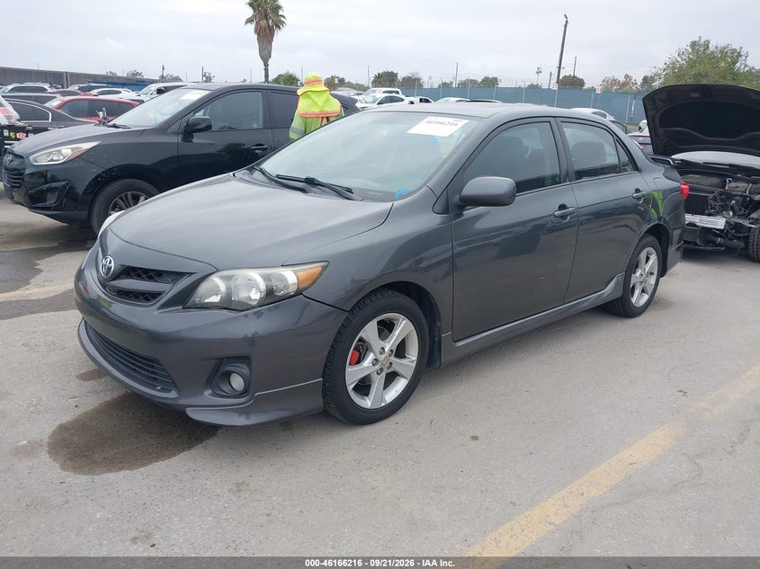 Vin: 2t1bu4ee7bc696227, lot: 46666058, toyota corolla s 20112