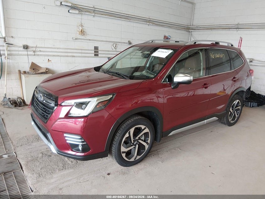 Vin: jf2skarc2ph520851, lot: 46666109, subaru forester touring 20232