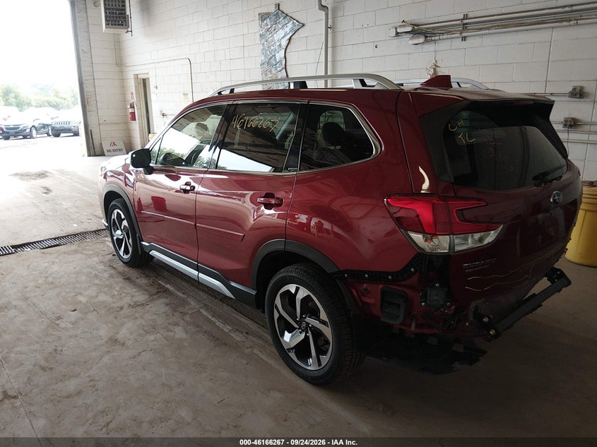 Vin: jf2skarc2ph520851, lot: 46666109, subaru forester touring 20233