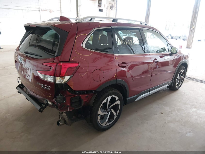 Vin: jf2skarc2ph520851, lot: 46666109, subaru forester touring 20234