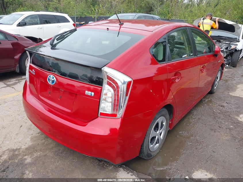 TOYOTA PRIUS - zdjęcie 4