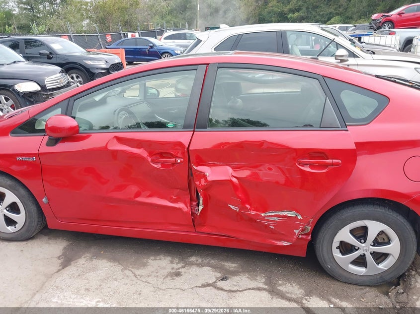 TOYOTA PRIUS - zdjęcie 6