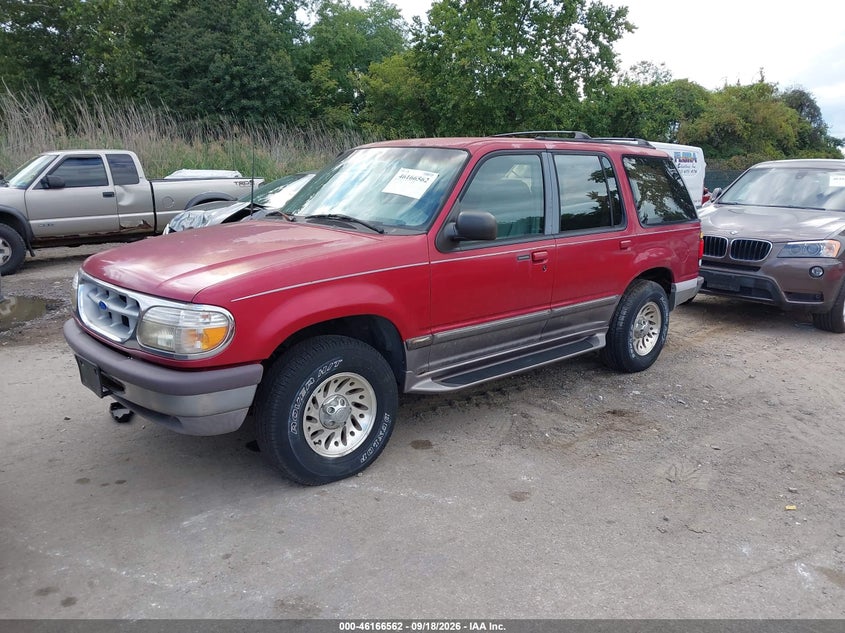 1996 Ford Explorer, Обычный износ, IAAI, VIN 1FMDU34X3TUB54001 — фото 2
