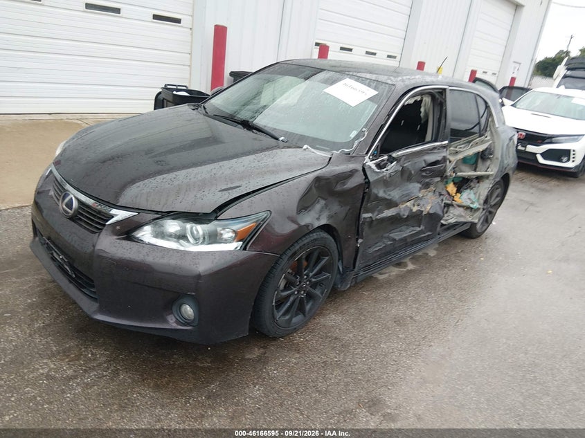 Vin: jthkd5bh0d2161101, lot: 46666438, lexus ct 200h 20132