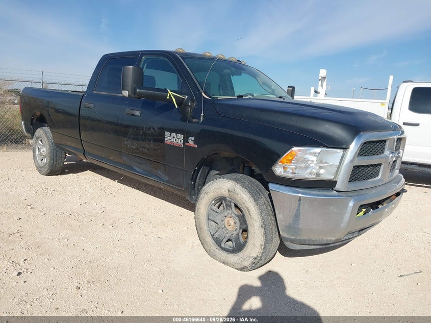 Vin: 3c6ur5hl5hg657684, lot: 46666482, ram 2500 tradesman  4x4 8' box 2017 img_1