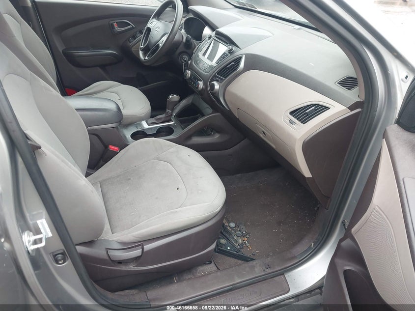 2014 HYUNDAI TUCSON auction photo 5