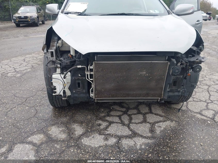 2014 HYUNDAI TUCSON auction photo 6