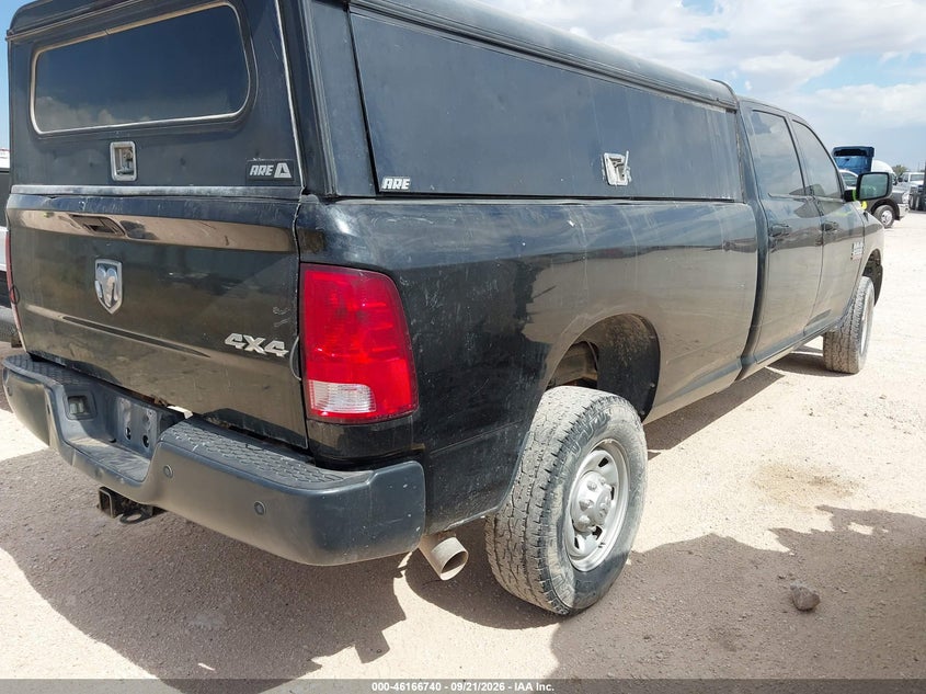 Vin: 3c6ur5hl2eg327285, lot: 46666582, ram 2500 tradesman 20144