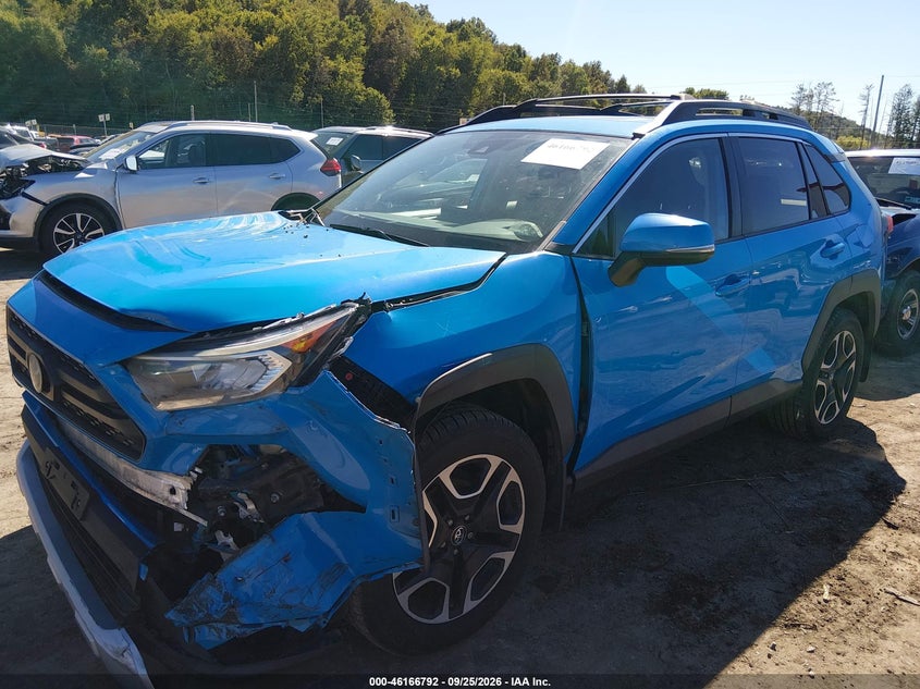 2019 Toyota RAV 4, Удар спереду, IAAI, VIN 2T3J1RFV6KW014573 — фото 2