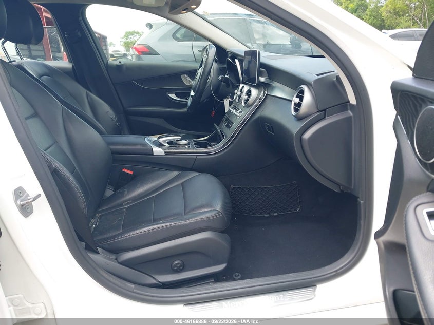 MERCEDES-BENZ C 300 - zdjęcie 5
