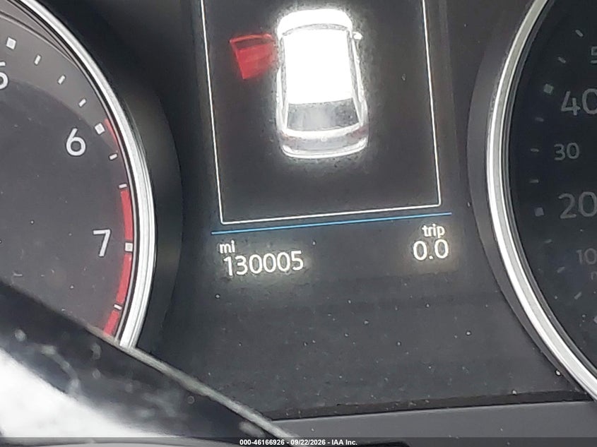 2018 VOLKSWAGEN TIGUAN 2.0T SE/2.0T SEL · Фото 15