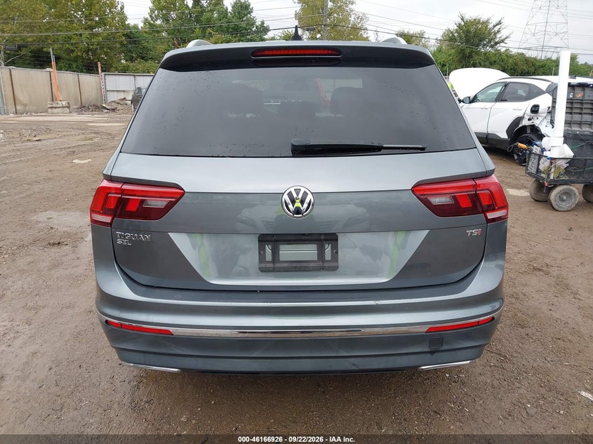 2018 VOLKSWAGEN TIGUAN 2.0T SE/2.0T SEL · Фото 16