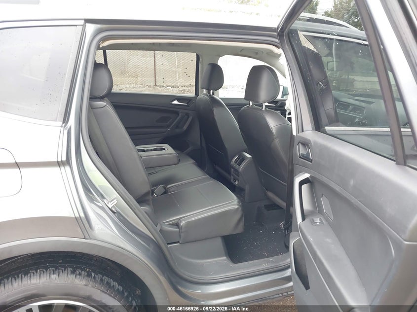 2018 VOLKSWAGEN TIGUAN 2.0T SE/2.0T SEL · Фото 8