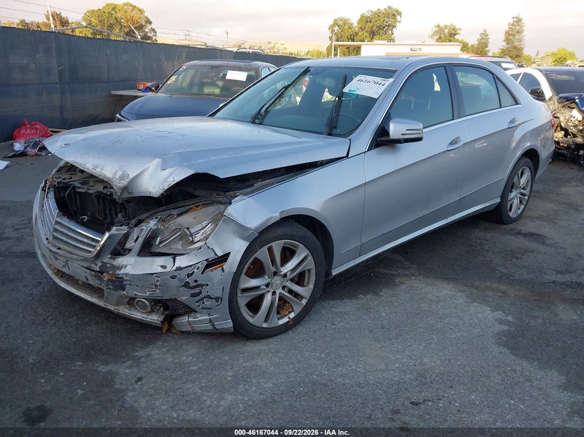 2010 MERCEDES-BENZ E 350 auction photo 2