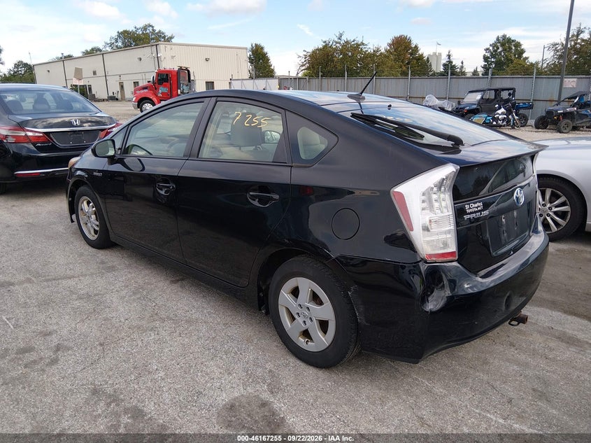 Toyota Prius - фото 3