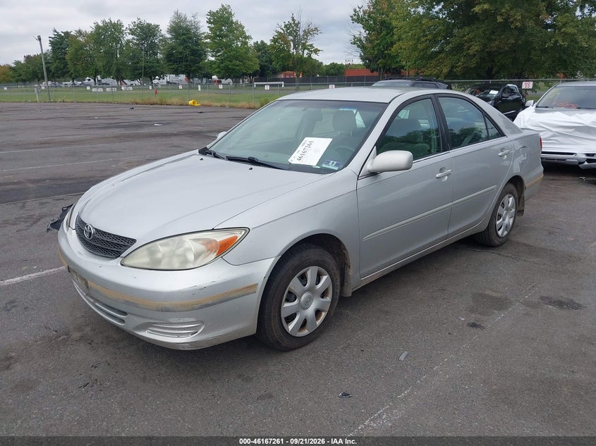 2004 Toyota Camry Le, Правый перёд, IAAI, VIN 4T1BE32K94U329591 — фото 2