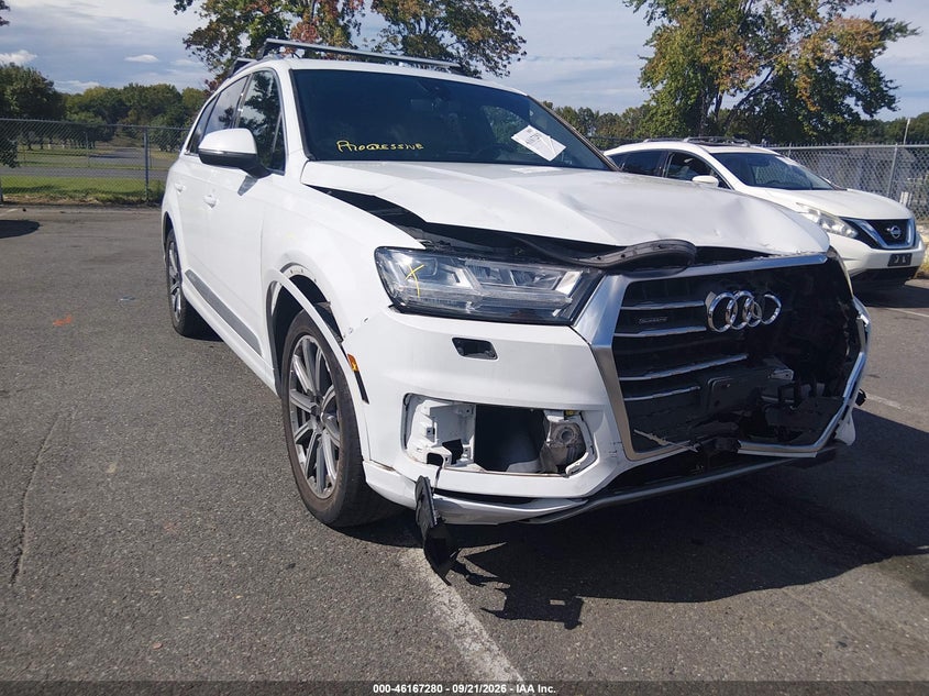 AUDI Q7 - zdjęcie 1