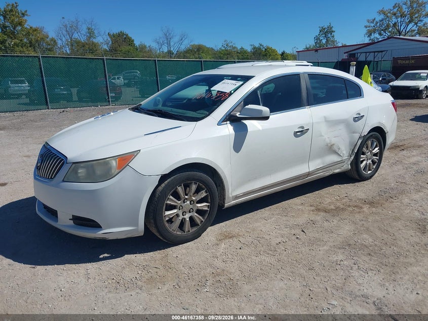 2013 Buick Lacrosse, По кругу, IAAI, VIN 1G4GA5E35DF241465 — фото 2