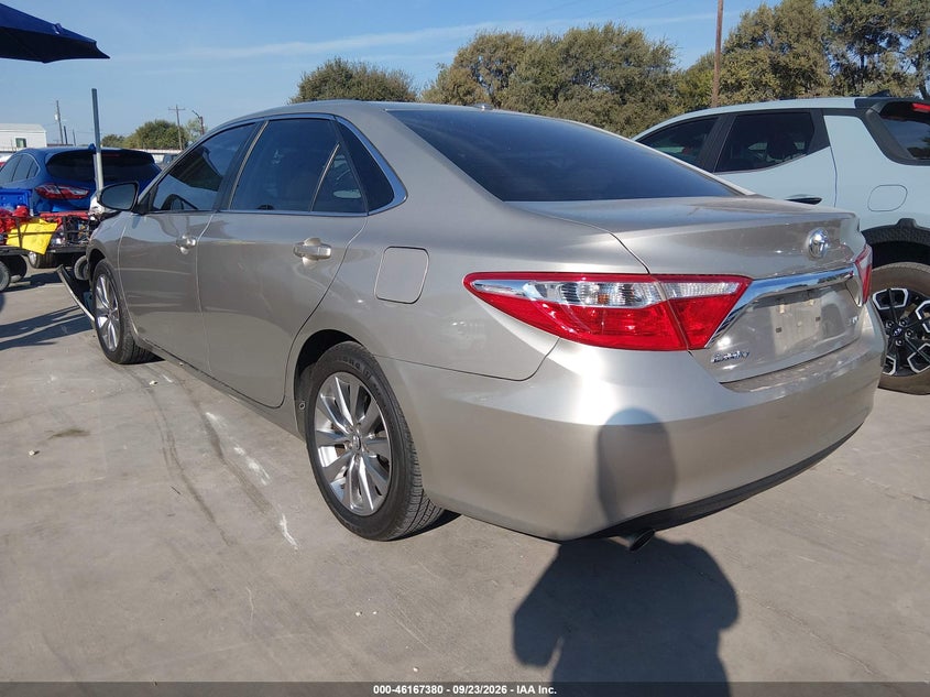TOYOTA CAMRY - zdjęcie 3