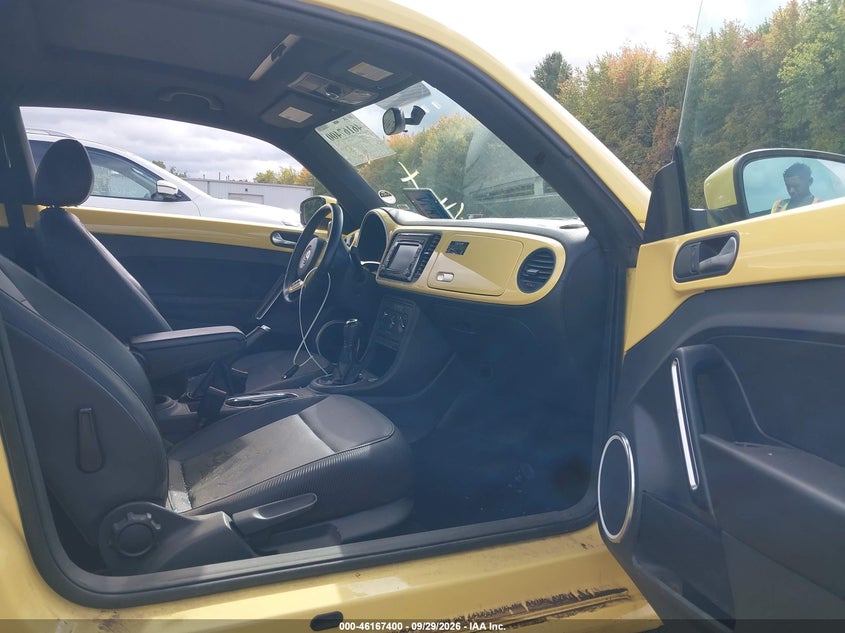 VOLKSWAGEN BEETLE 2013 VIN 3VWHP7AT4DM658789